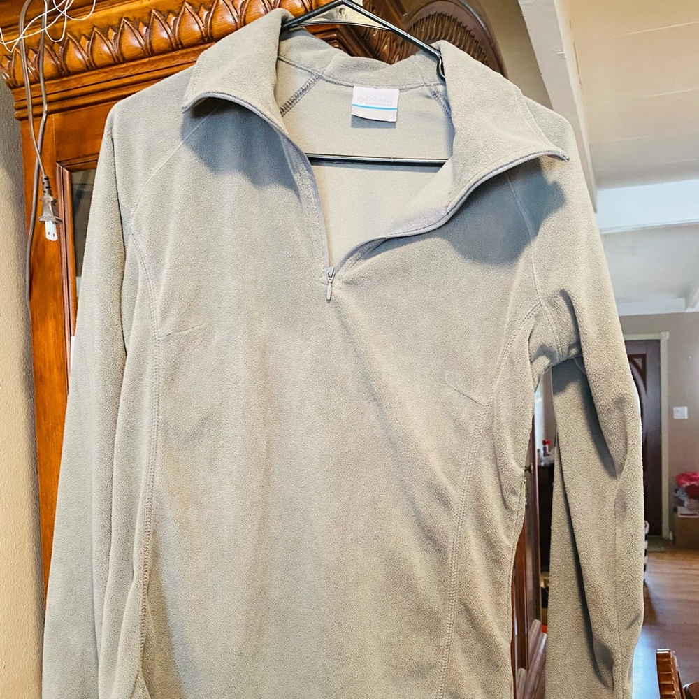 Columbia Women’s Gray Fleece Pullover EUC NWOT SZ Medium - Picture 1 of 7